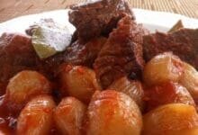 Stifado: طبق يوناني تقليدي سيسعدك