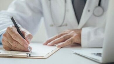 التأمين الطبي الإلزامي في دولة الإمارات العربية المتحدة للجميع
