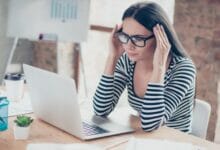 ماذا تفعل عندما “يخرج كل شيء عن القضبان”: 4 نصائح مفيدة