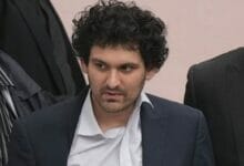 سمح مؤسس FTX بانكمان فريد بإيداع سندات بقيمة 250 مليون دولار ، والإقامة الجبرية