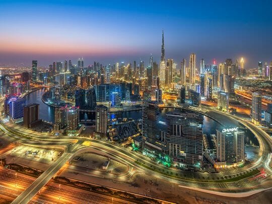 يسعى المزيد من المستثمرين للحصول على جوازات سفر ثانية ، التأشيرات الذهبية لدولة الإمارات العربية المتحدة وسط رياح معاكسة عالمية