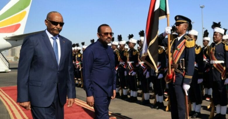 يقول البرهان إن السودان “على اتفاق” مع إثيوبيا بشأن السد المثير للجدل