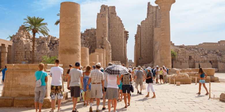 وزير السياحة والآثار: مصر سجلت 11.7 مليون سائح عام 2022