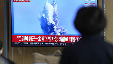 قالت كوريا الجنوبية إن كوريا الشمالية تختبر صاروخين باليستيين آخرين