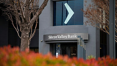 انهيار بنك وادي السيليكون: يضمن بنك الاحتياطي الفيدرالي حصول العملاء على أموالهم يوم الاثنين