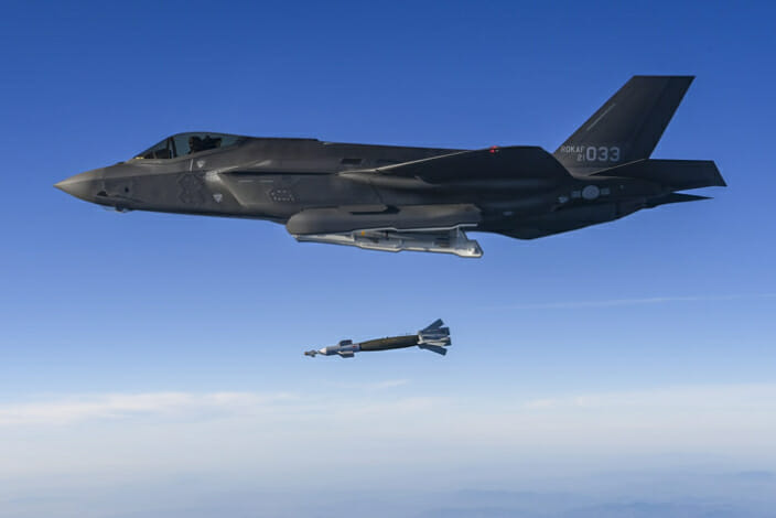 كوريا الجنوبية تشتري 20 طائرة مقاتلة أمريكية أخرى