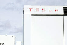 تخطط Tesla لإنشاء مصنع جديد في شنغهاي لبناء بطاريات ضخمة