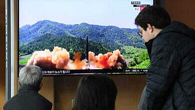 كوريا الشمالية تطلق صاروخا باليستيا جديدا في بحر اليابان