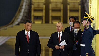 قد يخرج سباق التسلح بين الولايات المتحدة وروسيا والصين عن السيطرة
