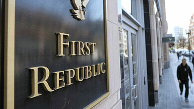 تشير التقارير إلى أن بنك First Republic في طريقه إلى الحراسة القضائية: السهم يغرق