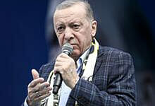 “من يسمح بشيء كهذا؟”: ملصقات أردوغان في ألمانيا تثير الغضب