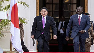 رئيس الوزراء الياباني كيشيدا يلتقي الرئيس روتو في كينيا
