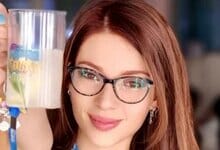 هي المعلمة التي تم فصلها من أجل رقص مثير في الفصل! “دعاني أحد طلابي”