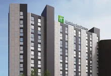 يقع فندق Holiday Inn Express في بلغاريا