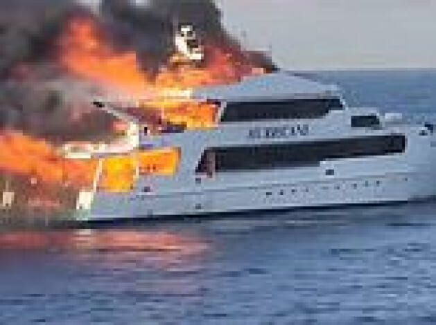 تعرض القارب المصري “مشاكل متكررة” قبل اندلاع حريق أدى إلى فقد ثلاثة بريطانيين ، حسب ادعاءات ركاب