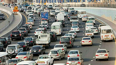 حركة المرور بين دبي والشارقة: يجب خفض وقت السفر في ساعة الذروة إلى 12 دقيقة على امتداد رئيسي من شارع محمد بن زايد