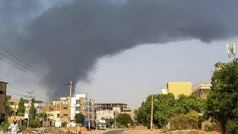 السودان: إسقاط طائرة عسكرية خلال اشتباكات بالخرطوم