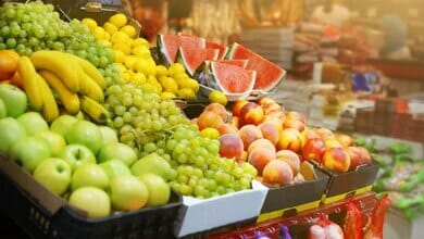 الفاكهة الموسمية التي تحارب السرطان. لها فوائد صحية عديدة
