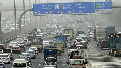 10 سلوكيات قيادة غير مقبولة على طرق الإمارات