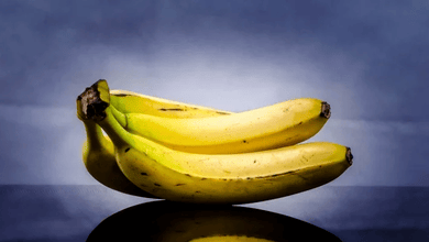 لماذا ينحني الموز؟ أنت تستهلكها يوميًا تقريبًا ، لكنك بالتأكيد لا تعرف ذلك