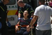 لا تمرض في اليونان. مات عدة أشخاص أثناء انتظار سيارات الإسعاف