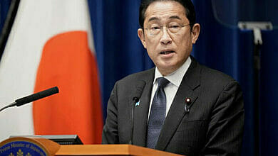 وأدانت كل من اليابان والولايات المتحدة محاولة كوريا الديمقراطية إطلاق قمر صناعي للتجسس