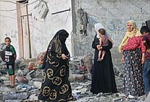 مصادر: مصر تناقش مساعدات غزة وترفض فتح ممرات للمدنيين