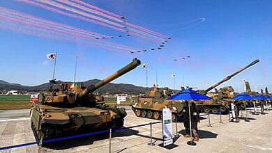 كوريا الجنوبية تقيم أكبر معرض دفاعي في محاولة لتعزيز المبيعات العالمية