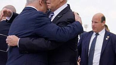حرب حماس على إسرائيل: جو بايدن يقول إن إسرائيل توافق على السماح بدخول المساعدات الإنسانية إلى غزة من مصر