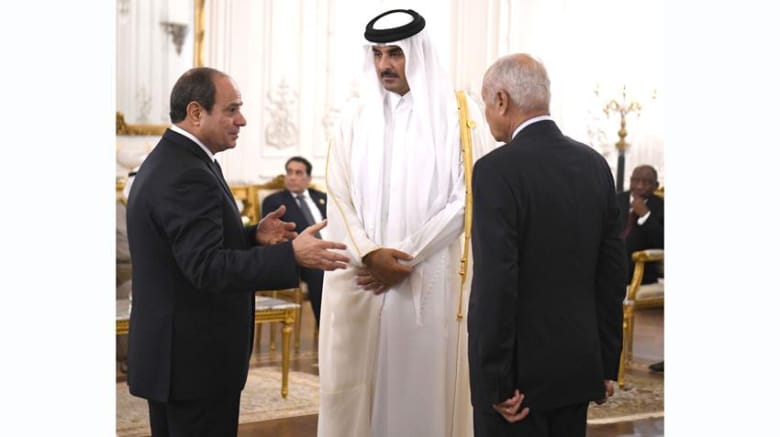 الرئاسة المصرية توضح سبب انسحاب أمير قطر من قمة القاهرة للسلام