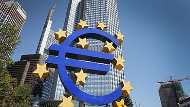 البنك المركزي الأوروبي يبقي على أسعار الفائدة بعد 10 زيادات متتالية لكبح التضخم